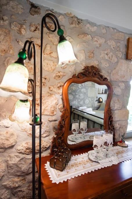 La Casa Di Bella A Tradional Stone House With Barbecue Villa Kariá Eksteriør bilde