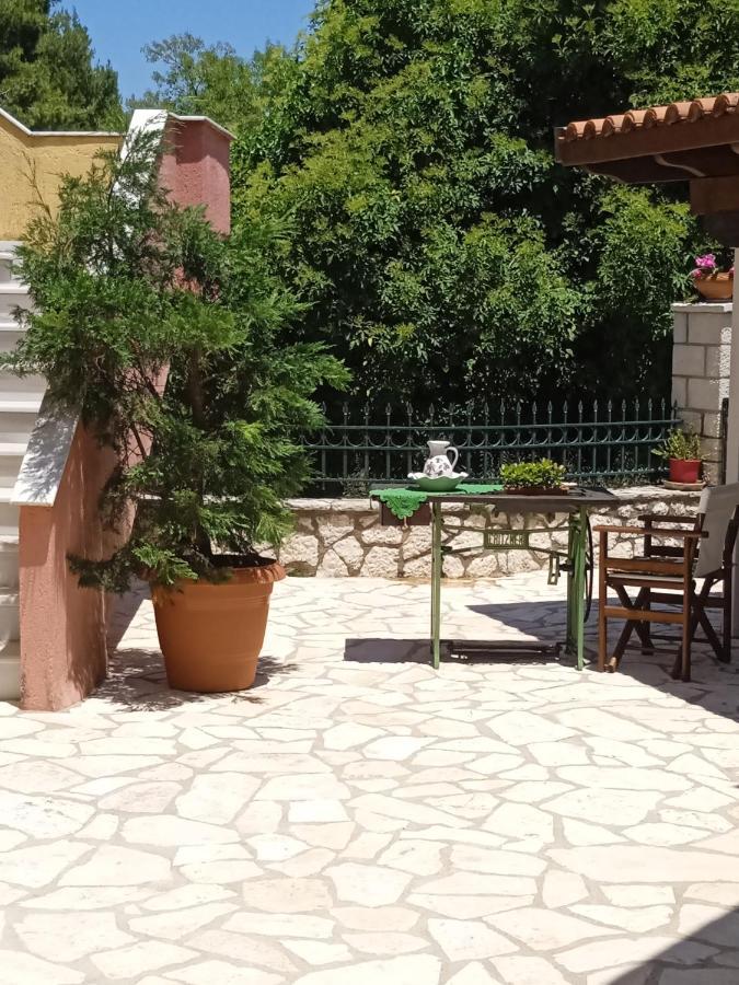 La Casa Di Bella A Tradional Stone House With Barbecue Villa Kariá Eksteriør bilde